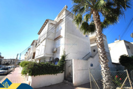 Renovuotas apartamentas su bendru baseinu, Alicante provincijoje, Torrevieja mieste. 2 kambariai | 6