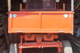 Traktorius t16m, Traktoriai