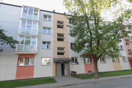Parduodamas 2-iejų kambarių butas (Naujoji Akmenė)