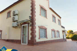 Vila su privačiu baseinu, Alicante provincijoje, Torrevieja mieste, Los Balcones rajone. 6 kambariai
