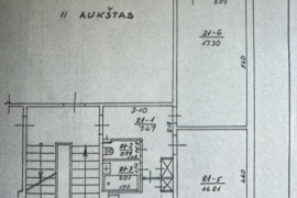 Parduodamas erdvus 2 kambarių butas ANTRAME AUKŠTE, esantis Dainų g. 32, bendro ploto-51.11m2 + balk