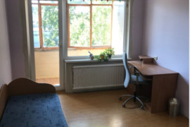Vilnius, Lazdynai, Erfurto gatvė.  Netoli centro nuomojamas kambarys 3-k. bute.