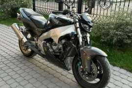 Yamaha YZF, Sportinis motociklas