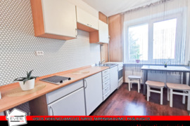 2 kamb.butas tarpiniame aukšte, renovuotame name S. Žukausko g.!