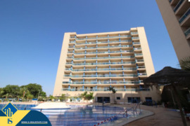 Renovuotas apartamentas su bendru baseinu, Alicante provincijoje, Guardamar del Segura mieste. 2 kam