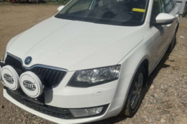 Skoda octavia dalimis kvatro