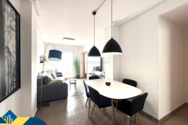 Renovuotas penthouse apartamentas su terasa, Alicante provincijoje, Torrevieja mieste. 4 kambariai |