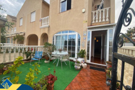 Duplex namas privačiu baseinu, Alicante provincijoje, Torrevieja mieste, Los Balcones rajone. 4 kamb