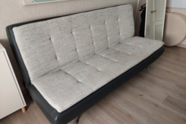 Gerai išlaikyta, naudota dvigulė sofa