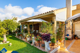 Vila su terasa, Alicante provincijoje, Torrevieja mieste, Playa de Los Locos rajone. 5 kambariai | 1