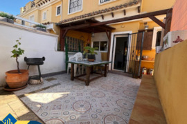 Namas su bendru baseinu, Alicante provincijoje, Torrevieja mieste, La Mata rajone. 4 kambariai | 96 