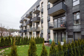 Butas, Vilnius, Lazdynėliai, Žaibo gatvė