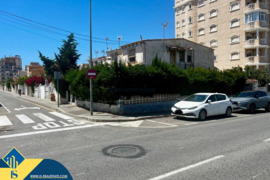 Namas skirtas renovacijai, Alicante provincijoje, Torrevieja mieste. 4 kambariai | 80 m² | 1.2 kilom