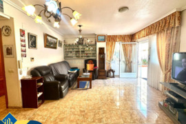 Apartamentas su bendru baseinu, Alicante provincijoje, Torrevieja mieste, Playa del Cura rajone. 4 k