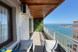 Renovuotas apartamentas su bendru baseinu, Alicante provincijoje, Torrevieja mieste, Playa del Acequ