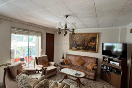 Apartamentas su terasa, Alicante provincijoje, Torrevieja mieste. 4 kambariai | 137 m² | 300 metrų i