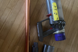 Dyson cyclone v10 absolute+