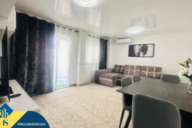 Renovuotas apartamentas su terasa, Alicante provincijoje, Torrevieja mieste. 5 kambarių | 106 m² | 1