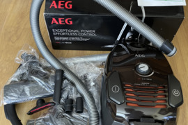 Dulkių siurblys NAUJAS AEG VX6-2 X force