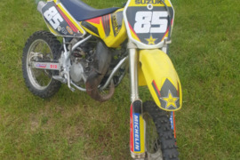 Parduodu / keičiu Suzuki Rm 85cc 2006m krosini 1300€ Kaina minimaliai derinama. 