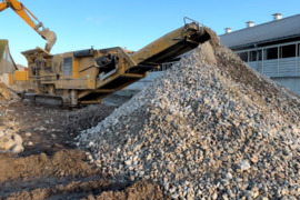 Atliekame statybinių medžiagų smulkinimo darbus