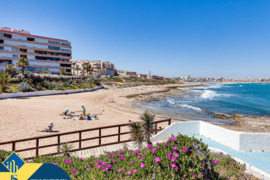 Namas su terasa, Alicante provincijoje, Torrevieja mieste, La Mata rajone. 3 kambariai | 95 m² | 300