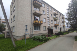 Parduodamas 3 kambarių butas Subačiaus centre
