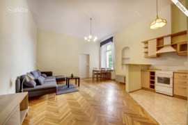 2 kamb. butas Vilnius, Senamiestis, Trakų g.