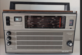 Vintažinis naujas radijo imtuvas Selena B-216