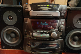 PANASONIC, MUZIKINIS CENTRAS, 5CD-VEIKIA,FM,AUX, MC,