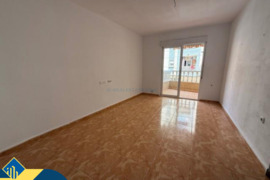 Apartamentas su terasa, Alicante provincijoje, Torrevieja mieste. 3 kambariai | 67 m² | 250 metrų ik