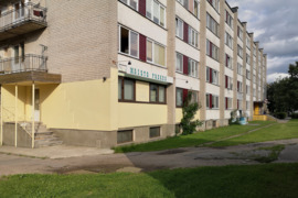 1 kamb. butas Utenos r. sav., Utena, J. Basanavičiaus g.