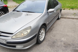 Peugeot 607