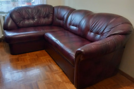 Kaip nauja odinė sofa-lova-kampas su daiktadėže