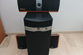 Pioneer S W110s aktyvus + pioneer S-cr59 komplektą