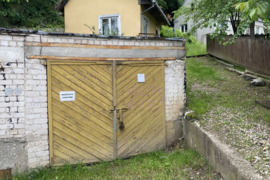 Parduodu/nuomoju garažą miesto centre, Saulės g.