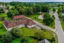 PARDUODAMA NAMO DALIS 75.04 kv.m ŠEŠUOLIUOSE UKMERGĖS RAJ.