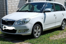 Parduodu ekonomišką automobilį su gera komplektacija