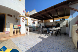Namas su bendru baseinu, Alicante provincijoje, Torrevieja mieste, Torreta rajone. 4 kambariai | 88 