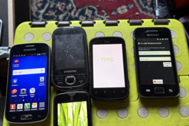 - Kitas - Įvairūs veikiantys telefonai