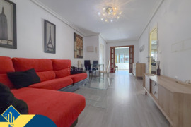 Renovuotas apartamentas su terasa, Alicante provincijoje, Torrevieja mieste, Playa del Acequión rajo