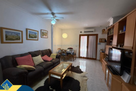 Apartamentas su terasa, Alicante provincijoje, Torrevieja mieste. 3 kambariai | 75 m² | 650 metrų ik