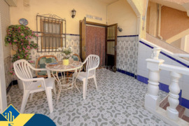 Bungalas su terasa, Alicante provincijoje, Torrevieja mieste, La Mata rajone. 3 kambariai | 66 m² | 