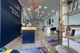 Komercinės patalpos, Alicante provincijoje, Torrevieja mieste. 110 m² | 600 metrų iki jūros