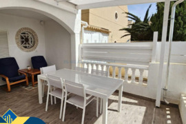 Namas su bendru baseinu, Alicante provincijoje, Torrevieja mieste, La Mata rajone. 5 kambariai | 150