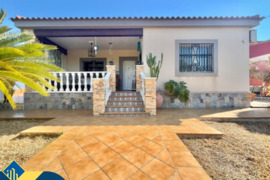 Vila su privačiu baseinu, Alicante provincijoje, Torrevieja mieste, Los Balcones rajone. 4 kambariai