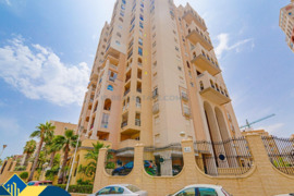 Apartamentas su bendru baseinu, Alicante provincijoje, Torrevieja mieste, Playa de los Locos rajone.