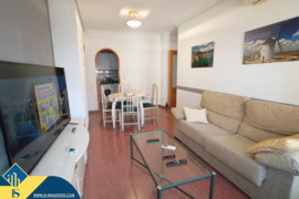Apartamentas su terasa, Alicante provincijoje, Torrevieja mieste. 4 kambariai | 87 m² | 500 metrų ik