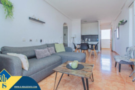 Apartamentas su bendru baseinu, Alicante provincijoje, Torrevieja mieste. 3 kambariai | 57 m² | 500 