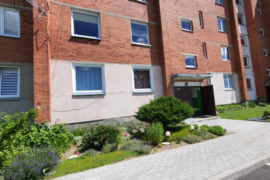 Parduodamas 4 kambarių butas Šeduvoje, Radviliškio r.